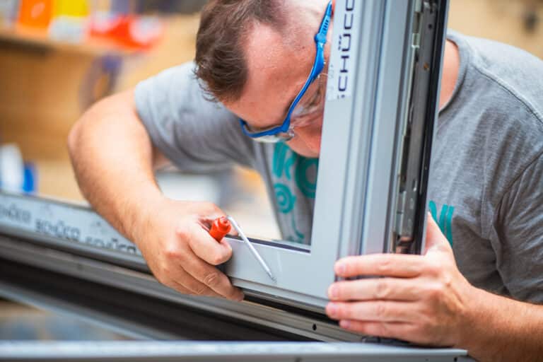 Heiming Fenster und Türen in Raesfeld | Karriere als ✔ Metallbauer FR Konstruktionstechnik ✔ Monteure für Bauelemente ✔ Produktion ✔ Montage