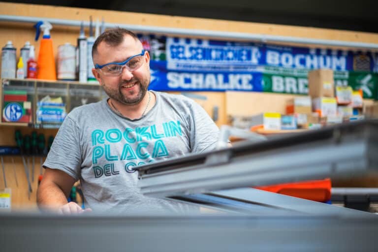 Heiming Fenster und Türen in Raesfeld | Karriere als ✔ Metallbauer FR Konstruktionstechnik ✔ Monteure für Bauelemente ✔ Produktion ✔ Montage