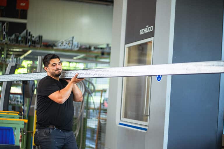 Heiming Fenster und Türen in Raesfeld | Karriere als ✔ Metallbauer FR Konstruktionstechnik ✔ Monteure für Bauelemente ✔ Produktion ✔ Montage