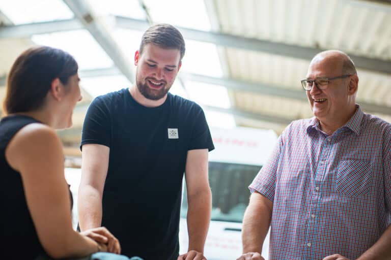 Heiming Fenster und Türen in Raesfeld | Karriere als ✔ Metallbauer FR Konstruktionstechnik ✔ Monteure für Bauelemente ✔ Produktion ✔ Montage