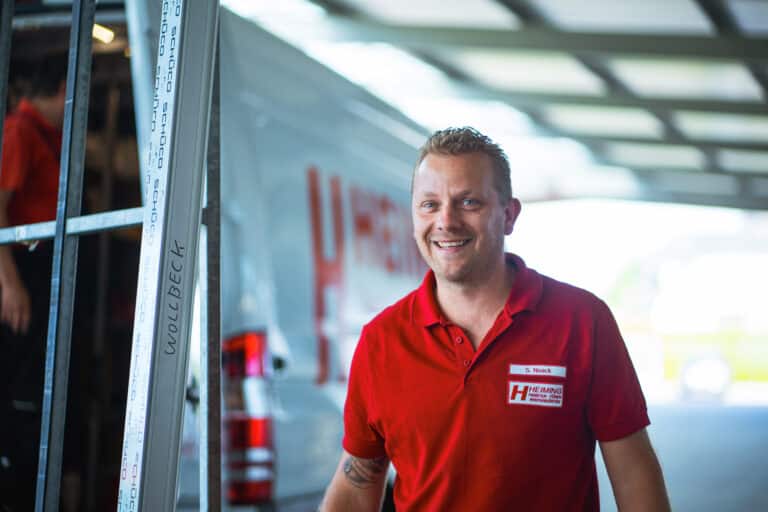 Heiming Fenster und Türen in Raesfeld | Karriere als ✔ Metallbauer FR Konstruktionstechnik ✔ Monteure für Bauelemente ✔ Produktion ✔ Montage